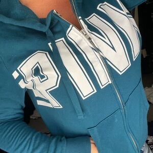 PINK VICTORIAS SECRET HOODIE LARGE 🖤